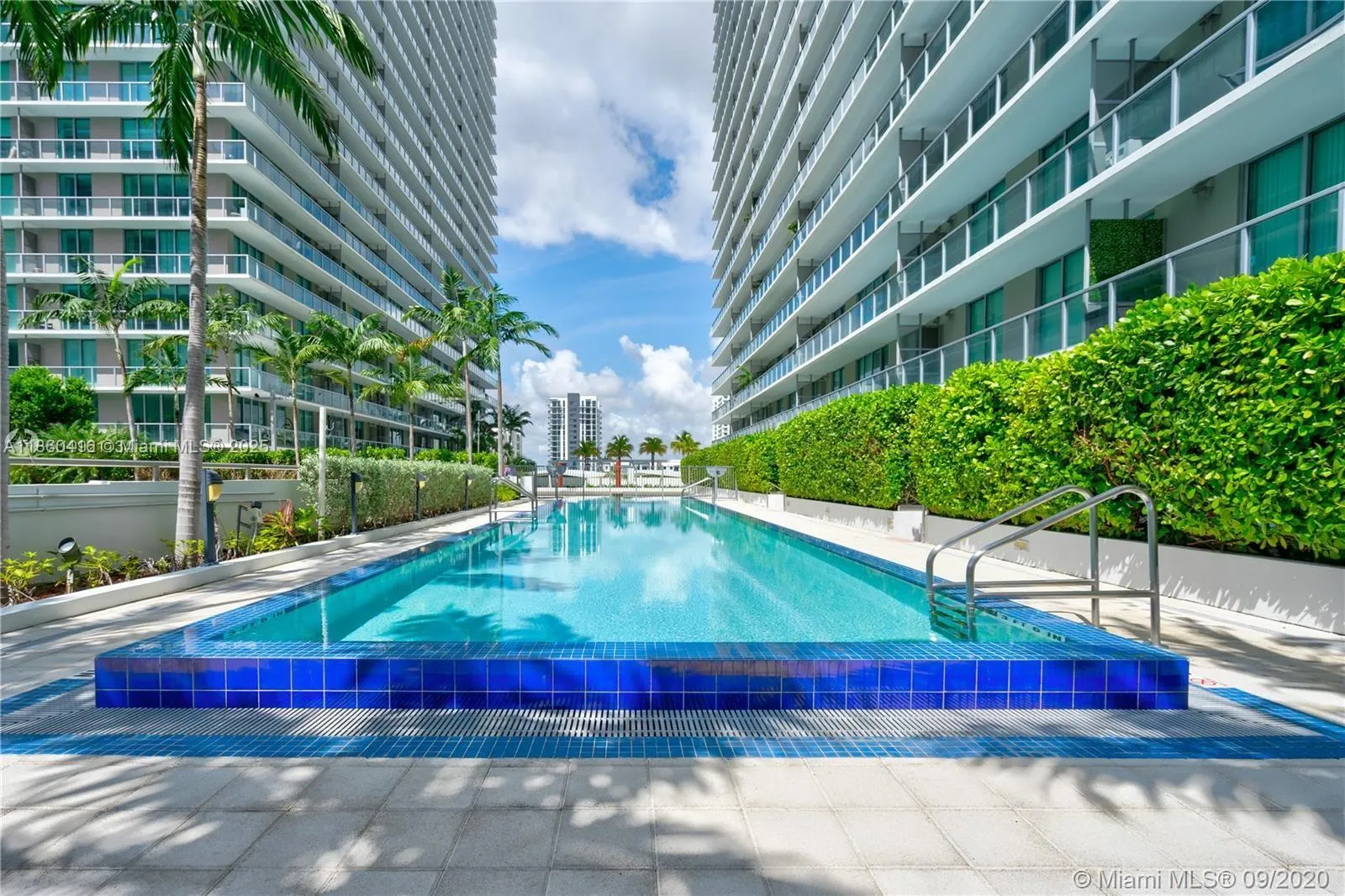 1111 SW 1st Ave, #1914