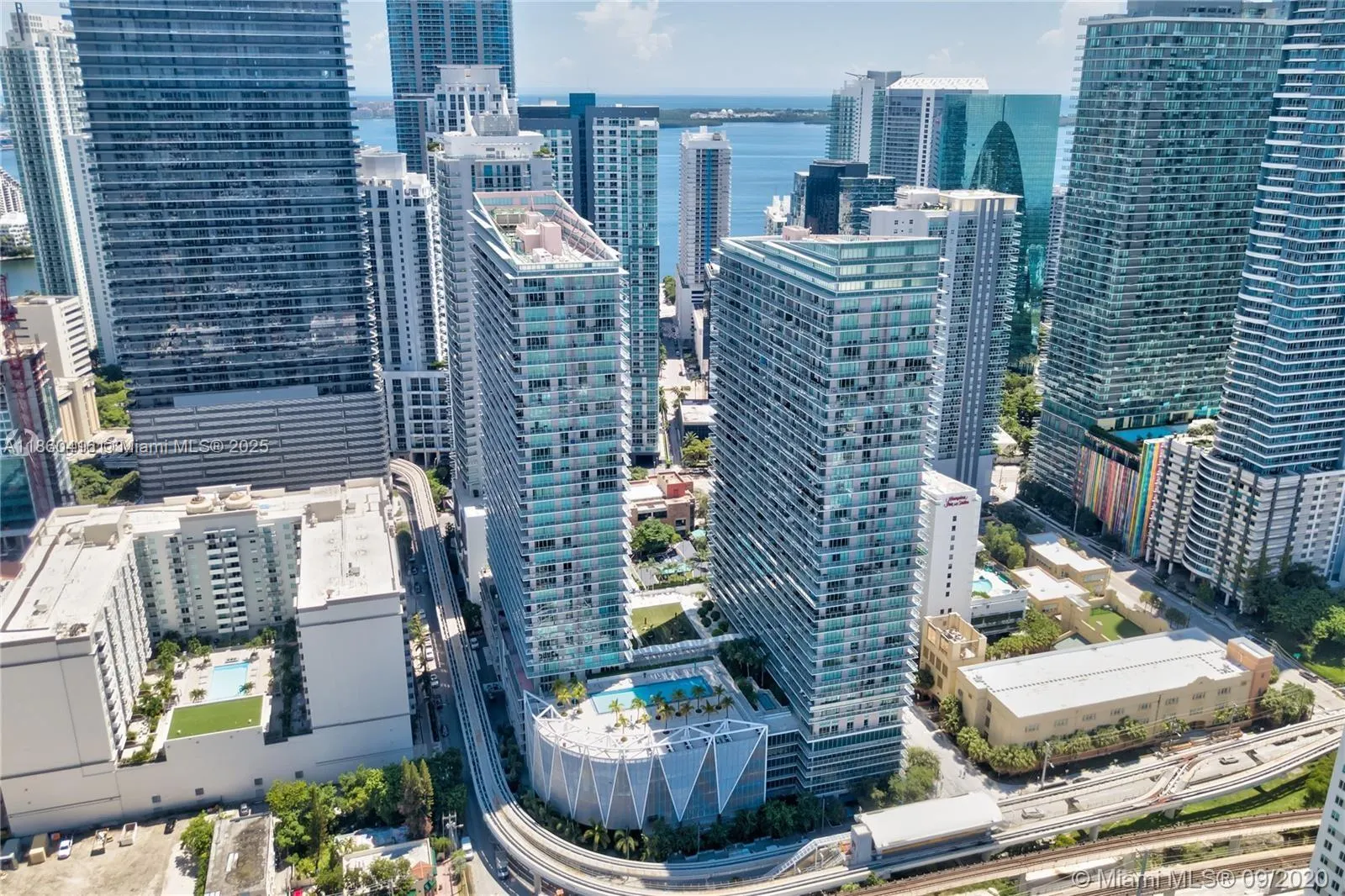 1111 SW 1st Ave, #1914