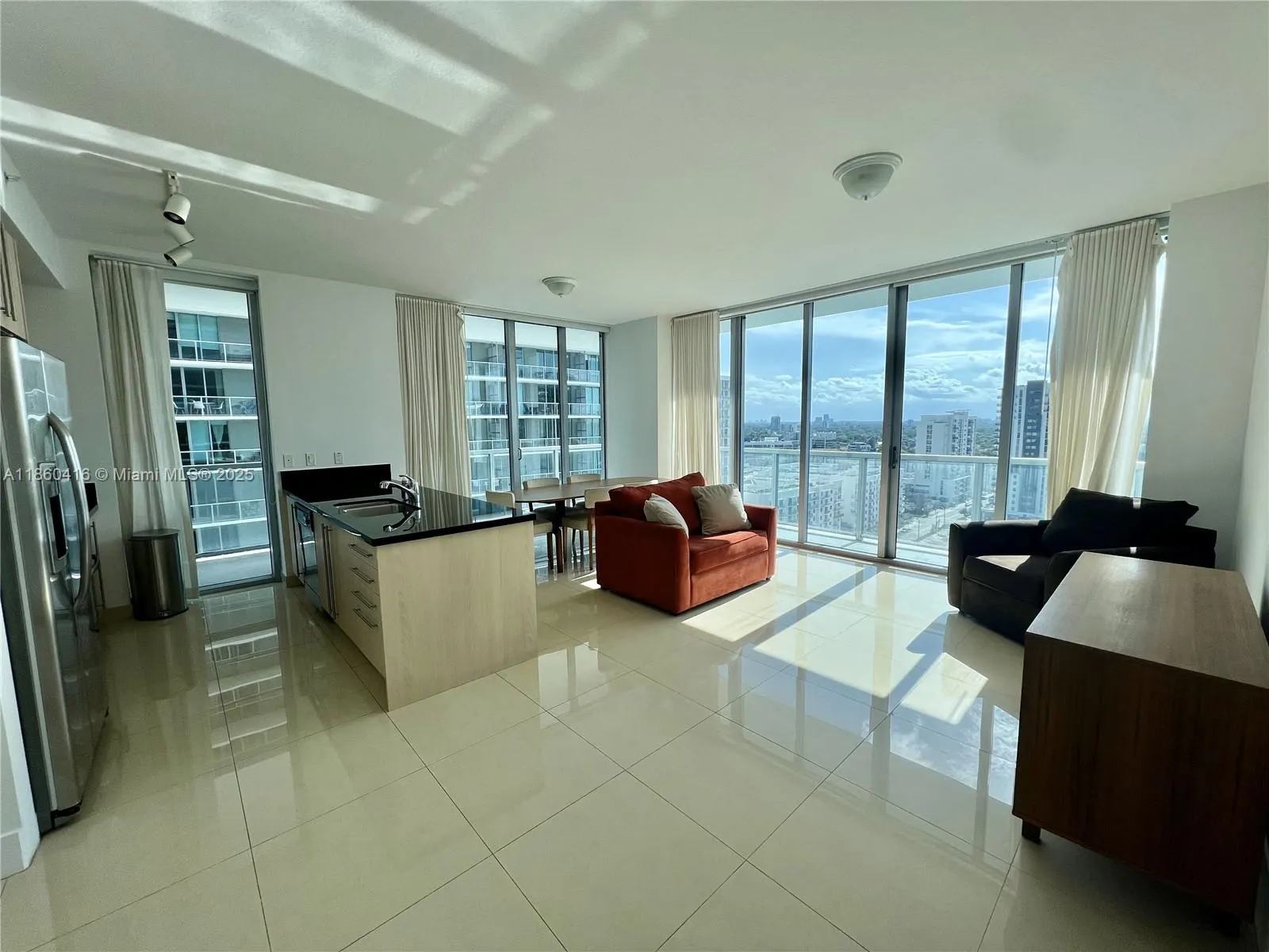 1111 SW 1st Ave, #1914