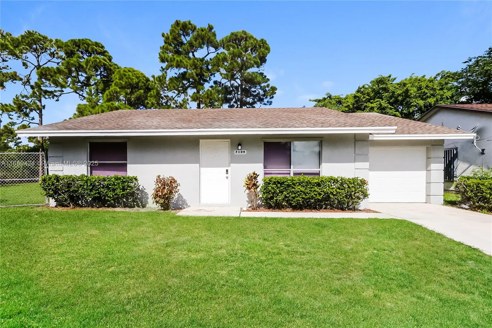 7109 Glenwood Dr