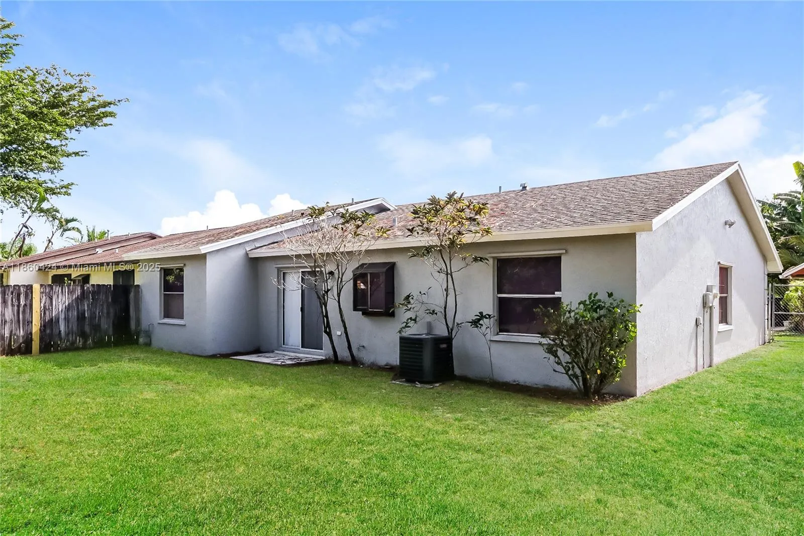 7109 Glenwood Dr