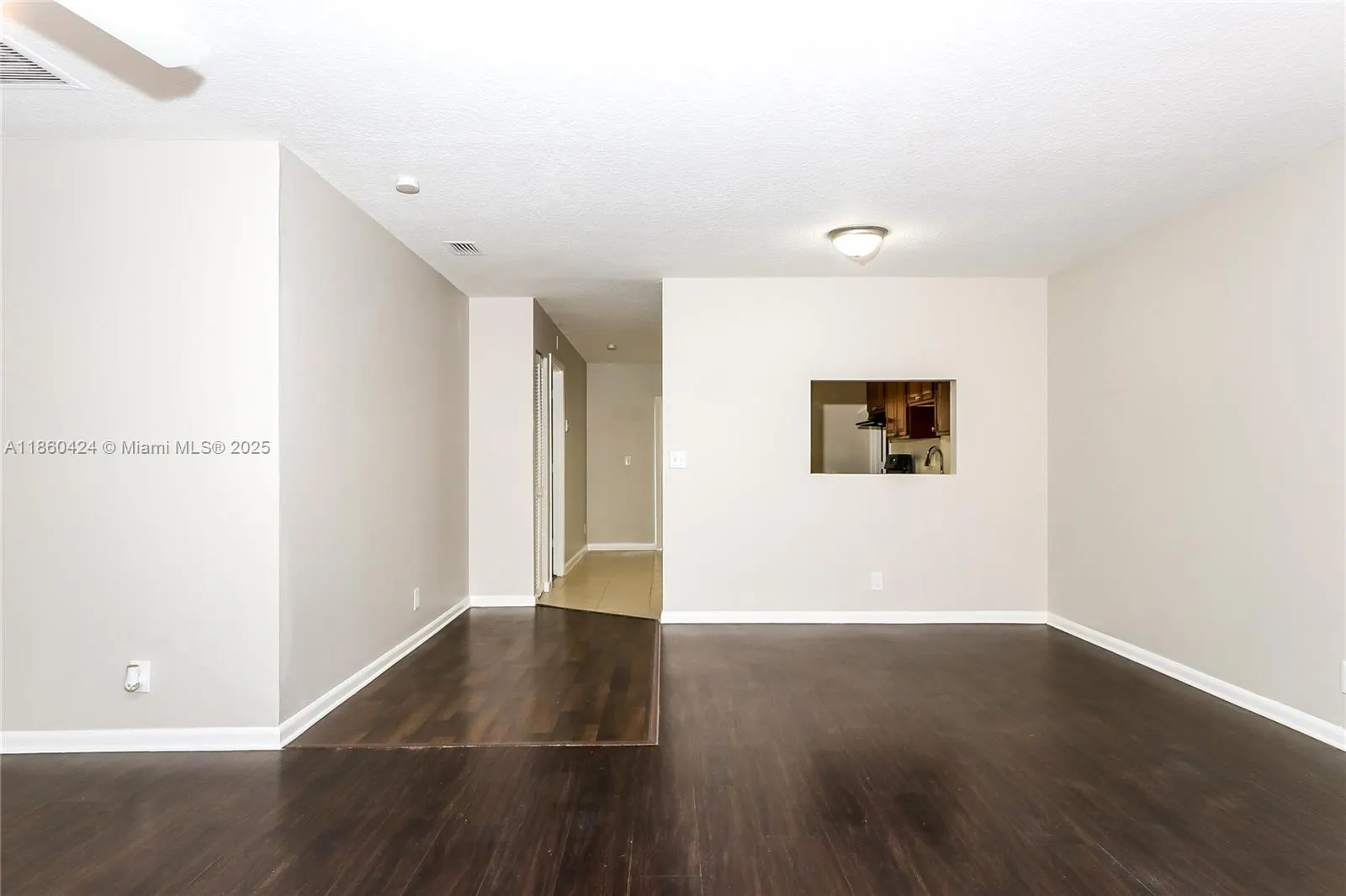 7109 Glenwood Dr