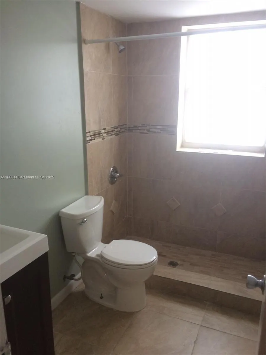1308 Drexel Ave, #103