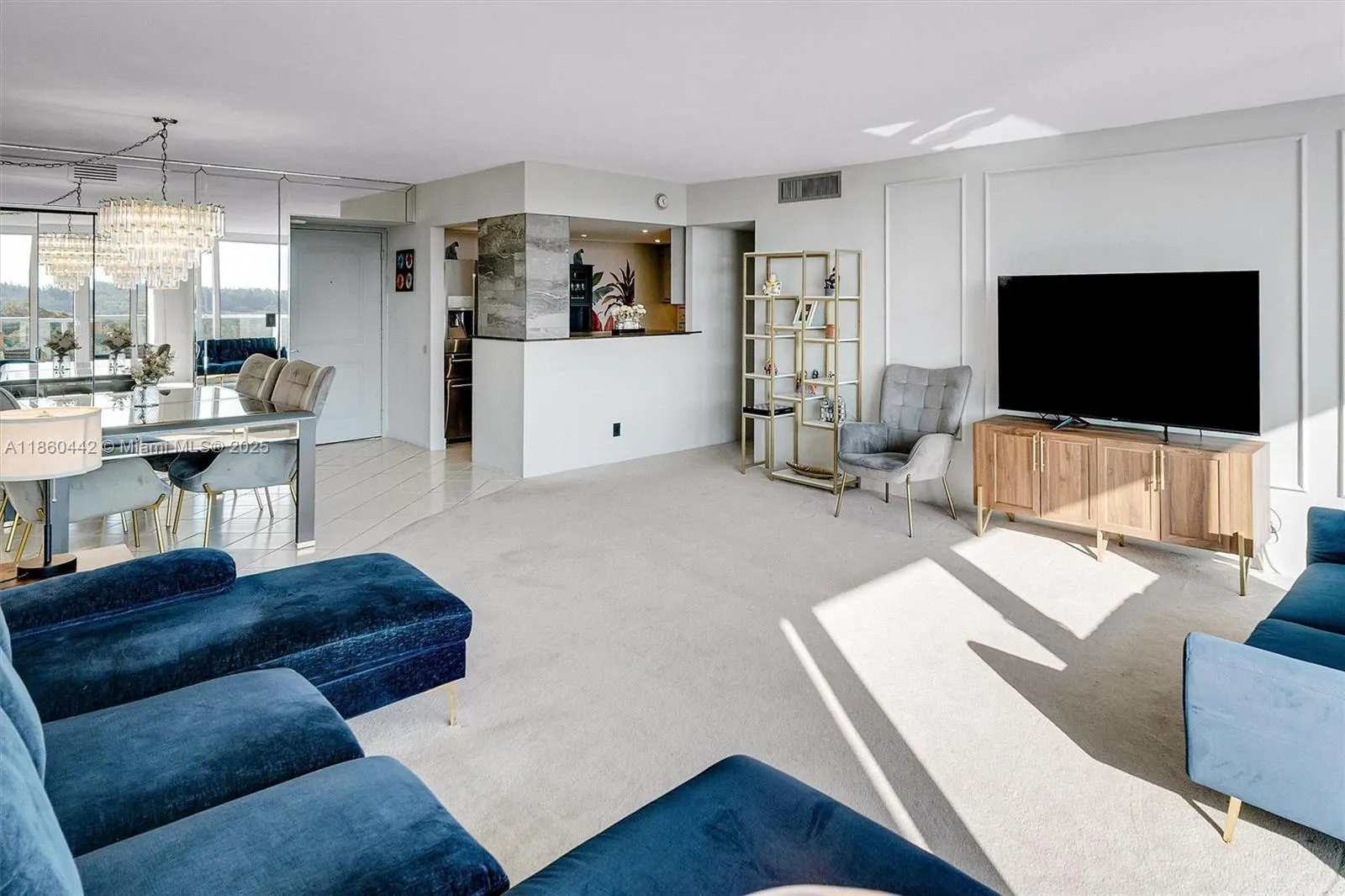 100 Bayview Dr, #617