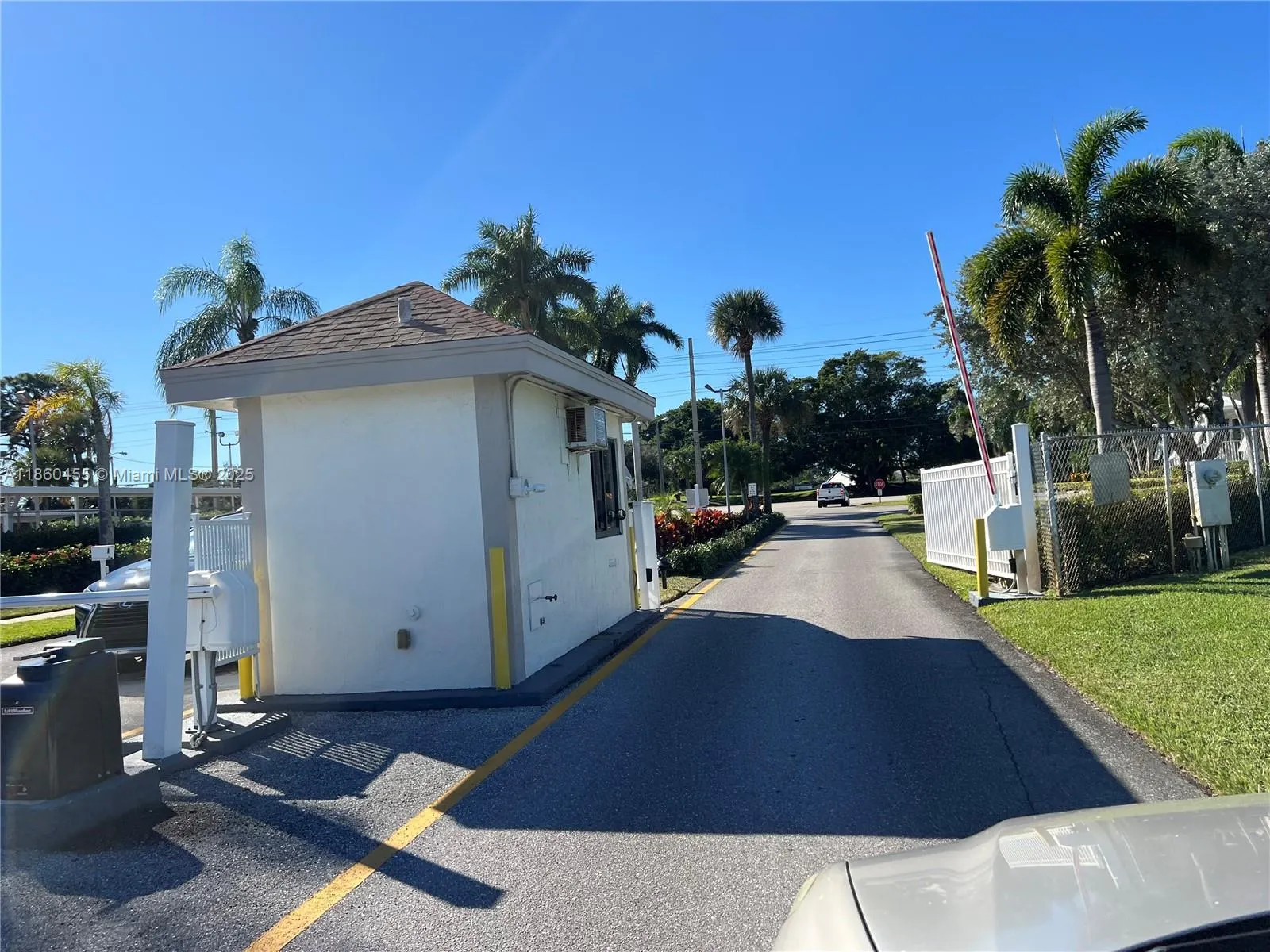 12020 Iguana Bay