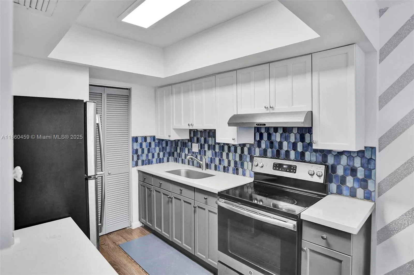 5613 NW 21st St, #8-B