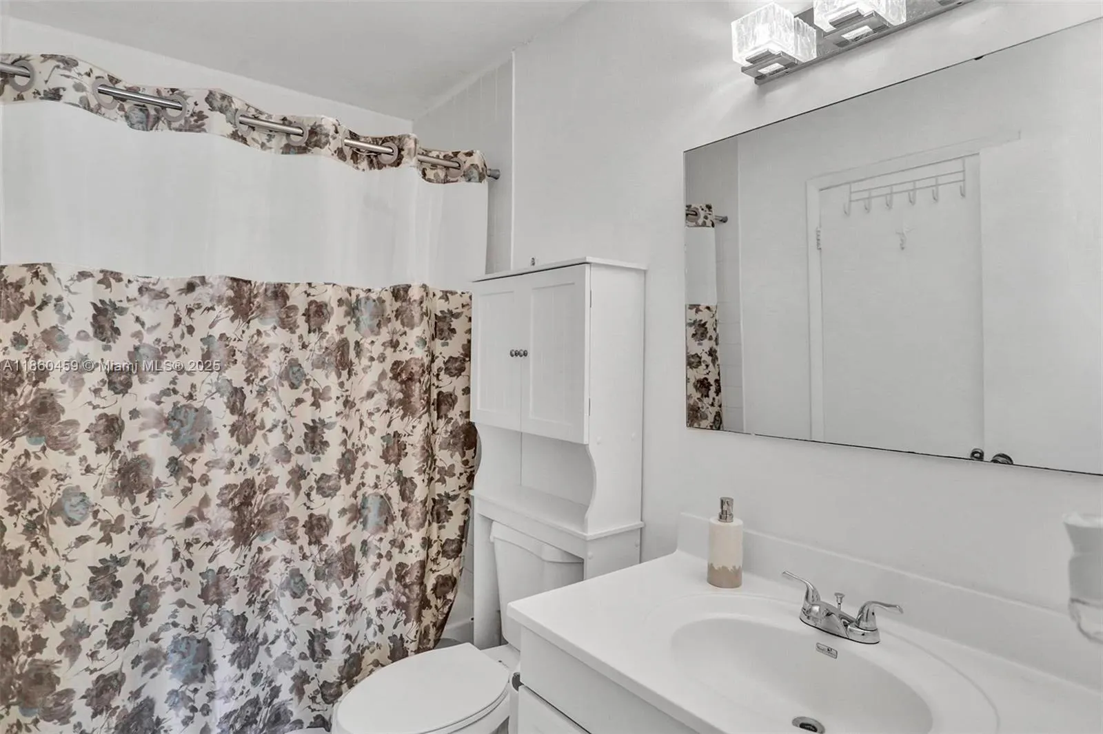 5613 NW 21st St, #8-B