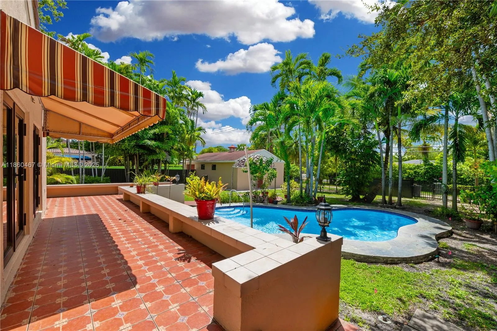 50 De Leon Dr
