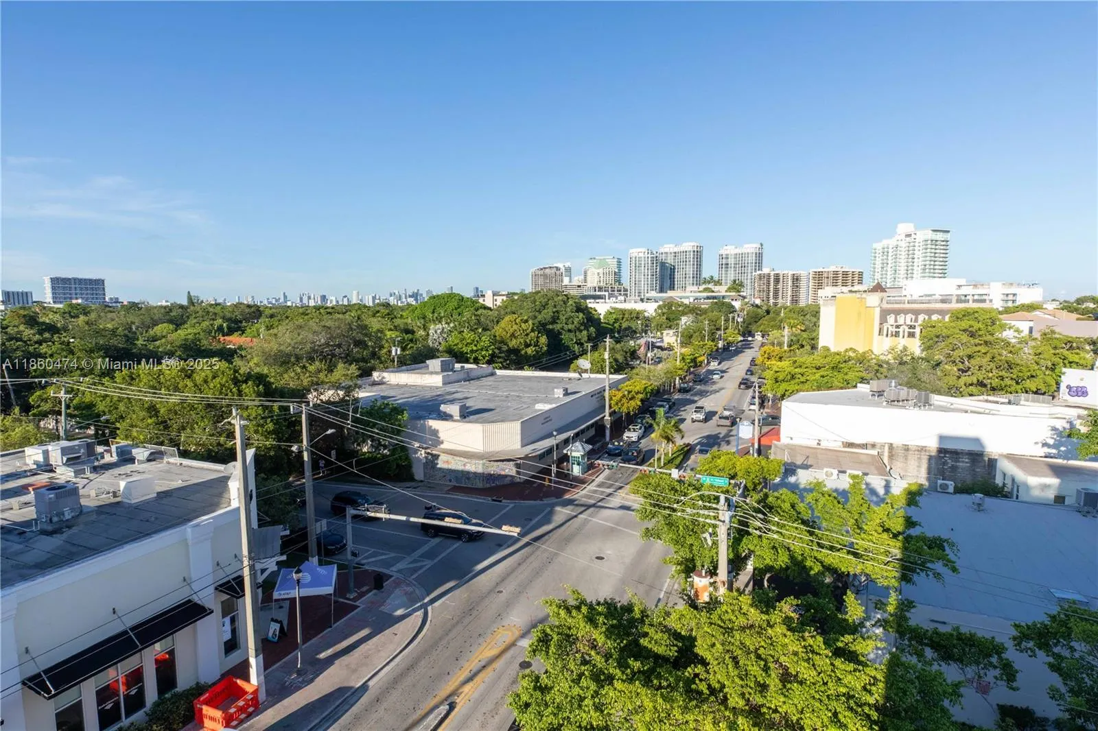 3250 Grand Ave, #404
