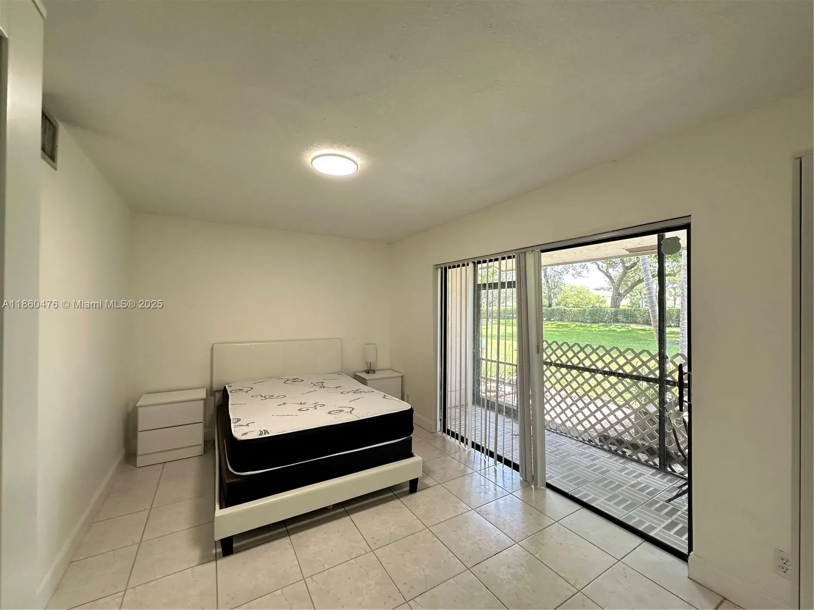 9865 riverside dr, #9-32