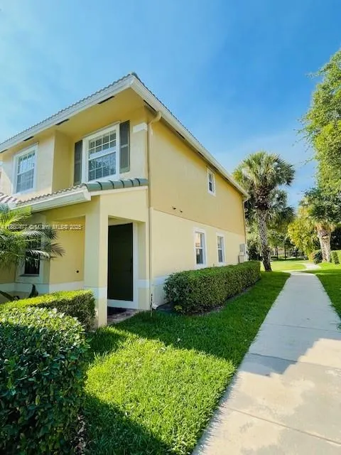 22111 Majestic Woods Way, #22111