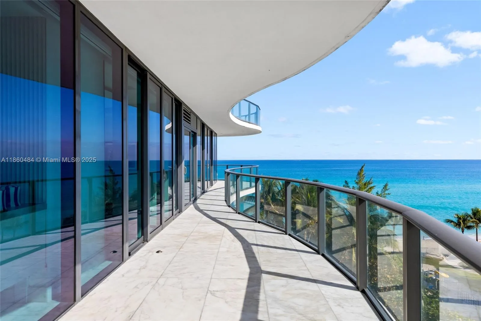 19575 Collins Ave, #6