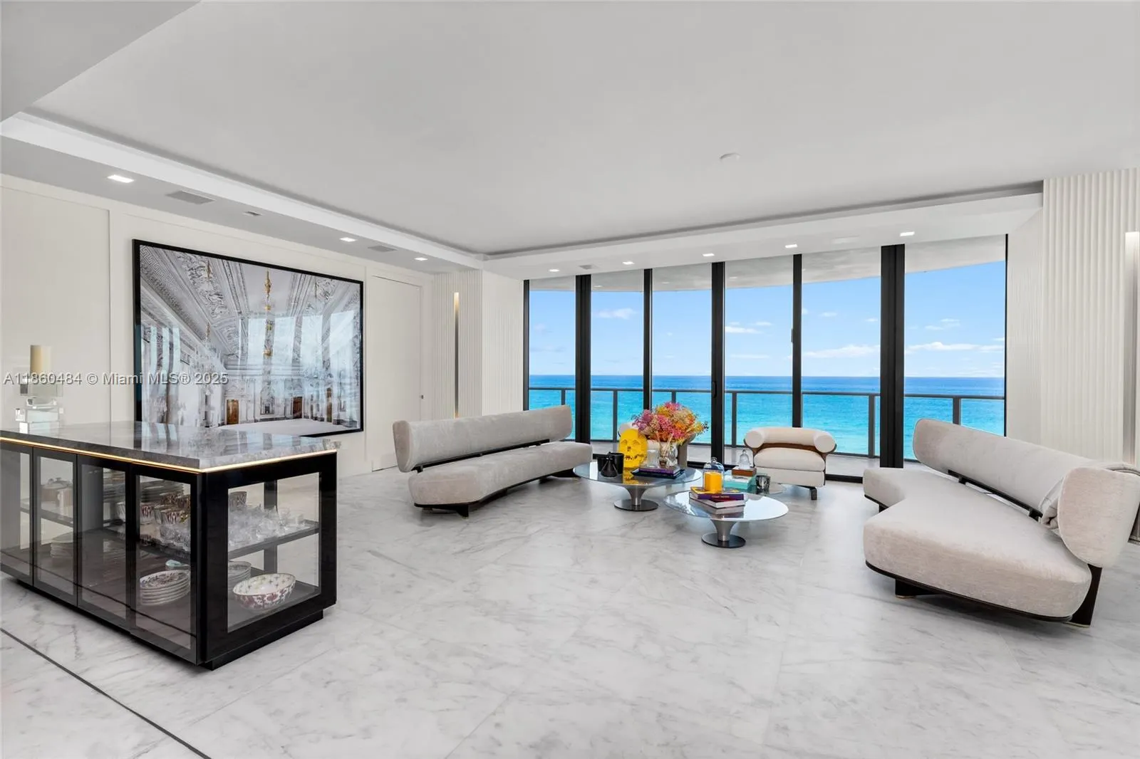 19575 Collins Ave, #6