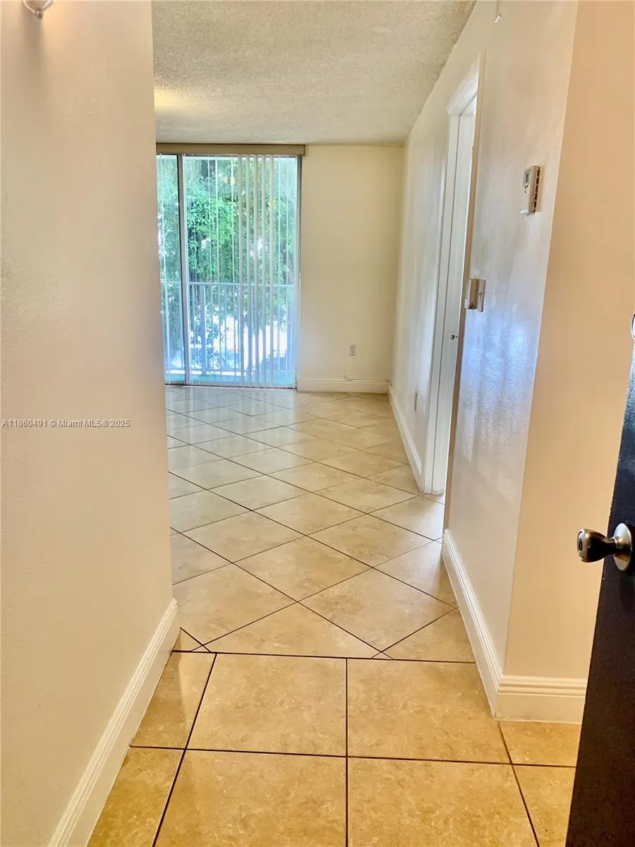 1720 NW N River Dr, #307