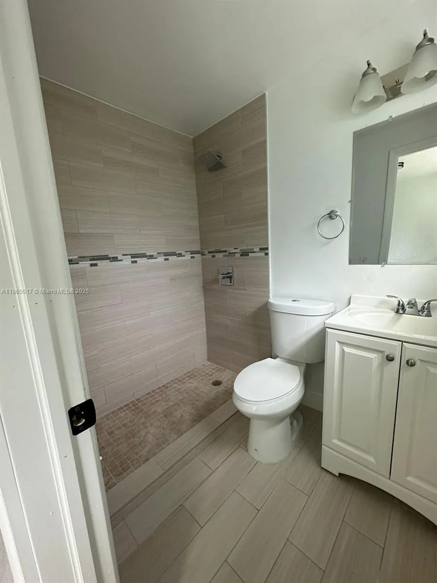 1090 NW 77th St, #Rear