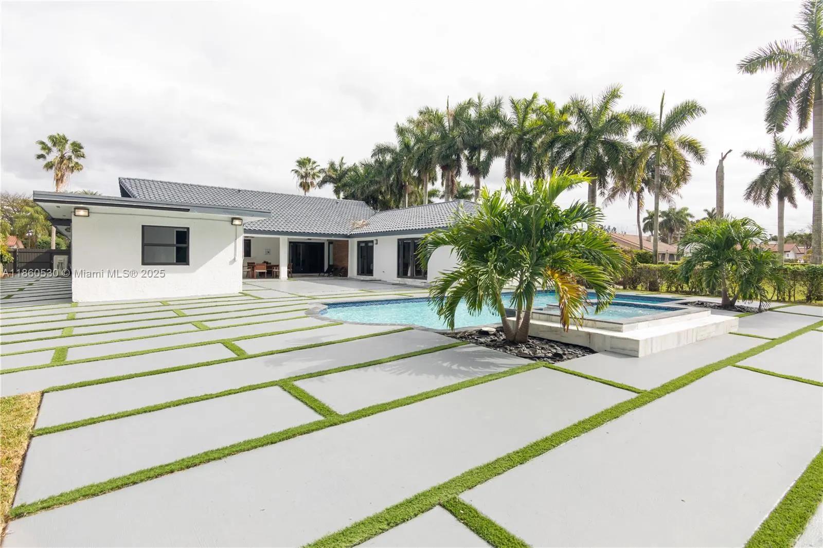 3850 SW 130th Ave