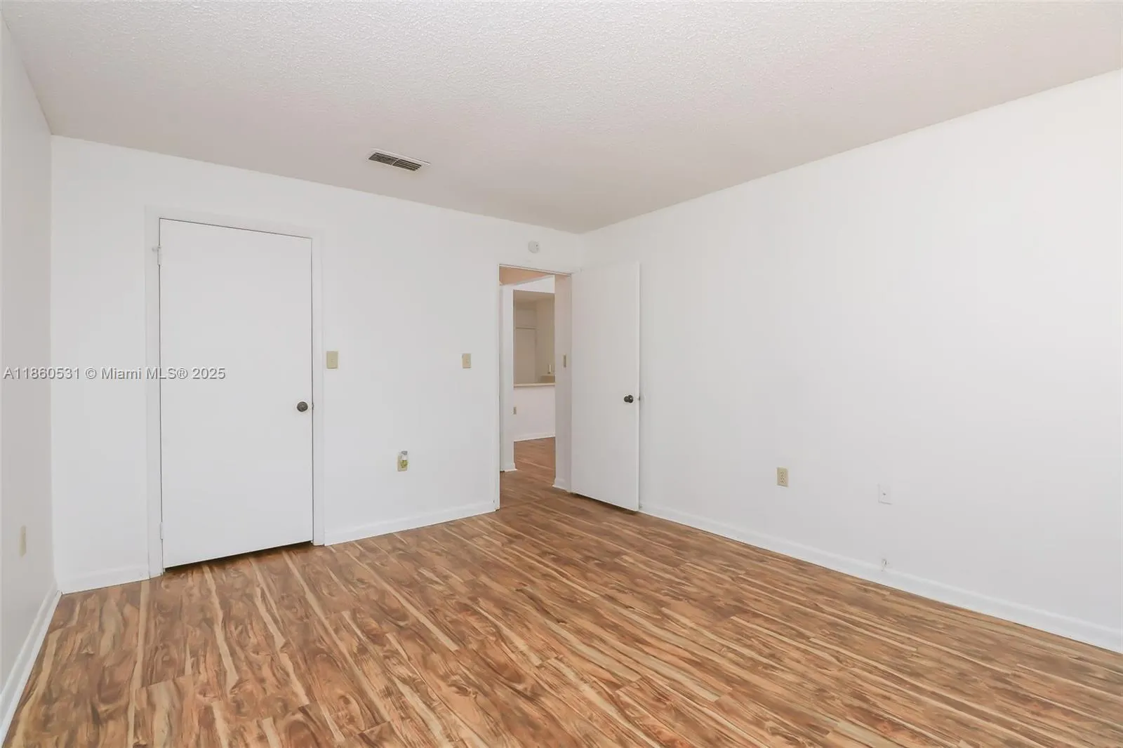 8051 SW 21st Ct, #8051