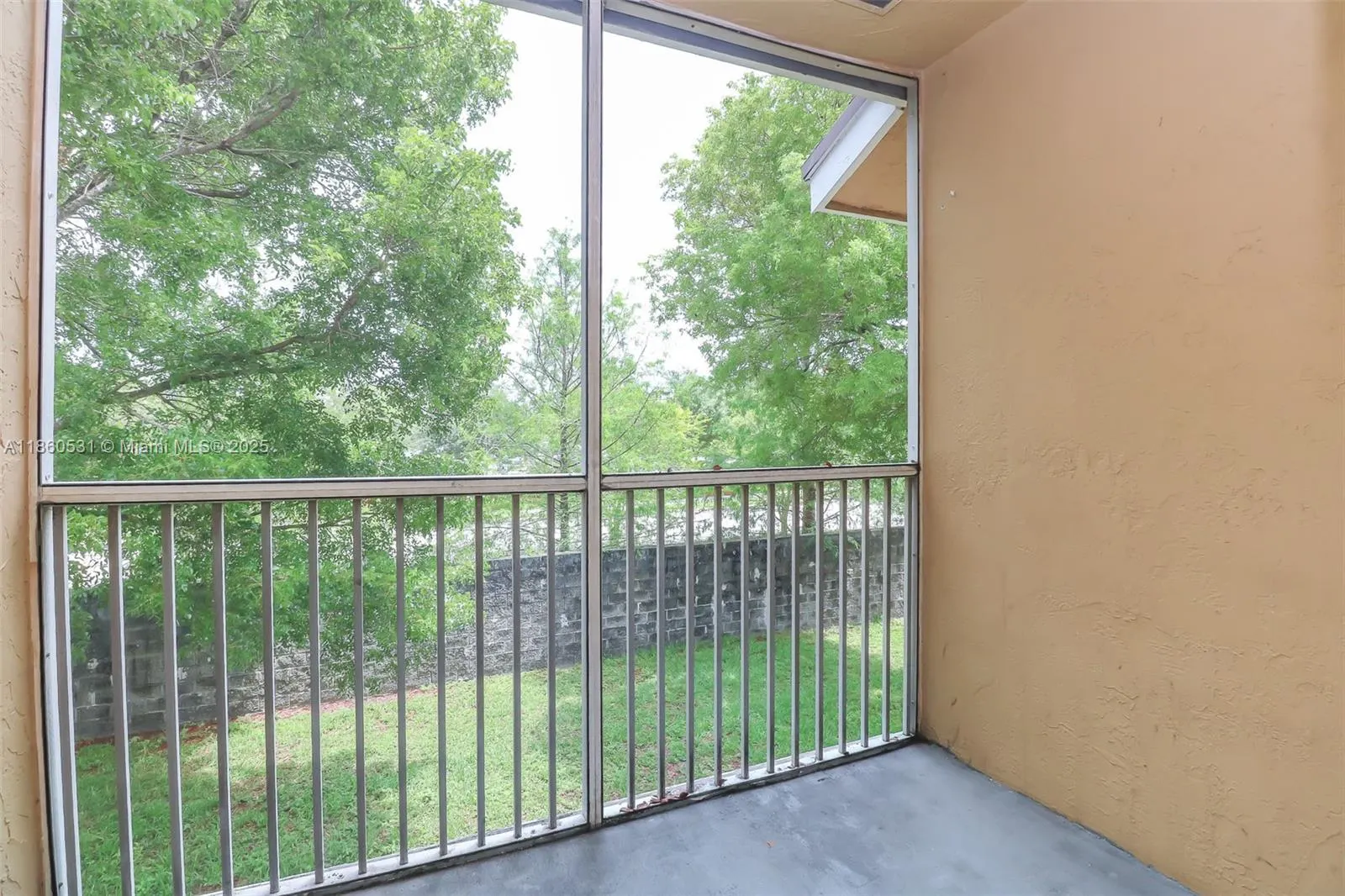 8051 SW 21st Ct, #8051