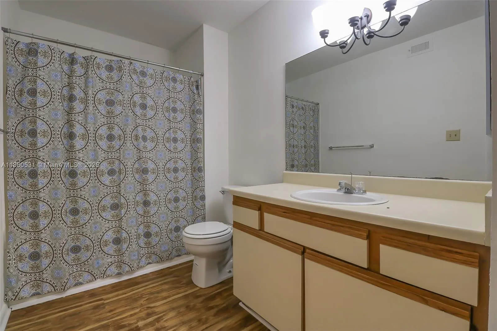 8051 SW 21st Ct, #8051