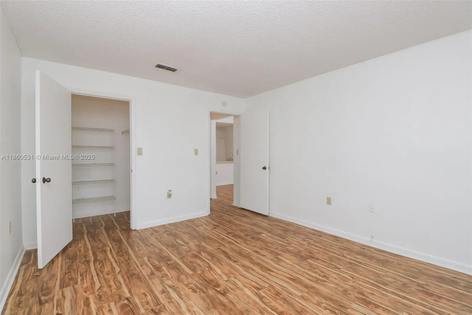 8051 SW 21st Ct, #8051