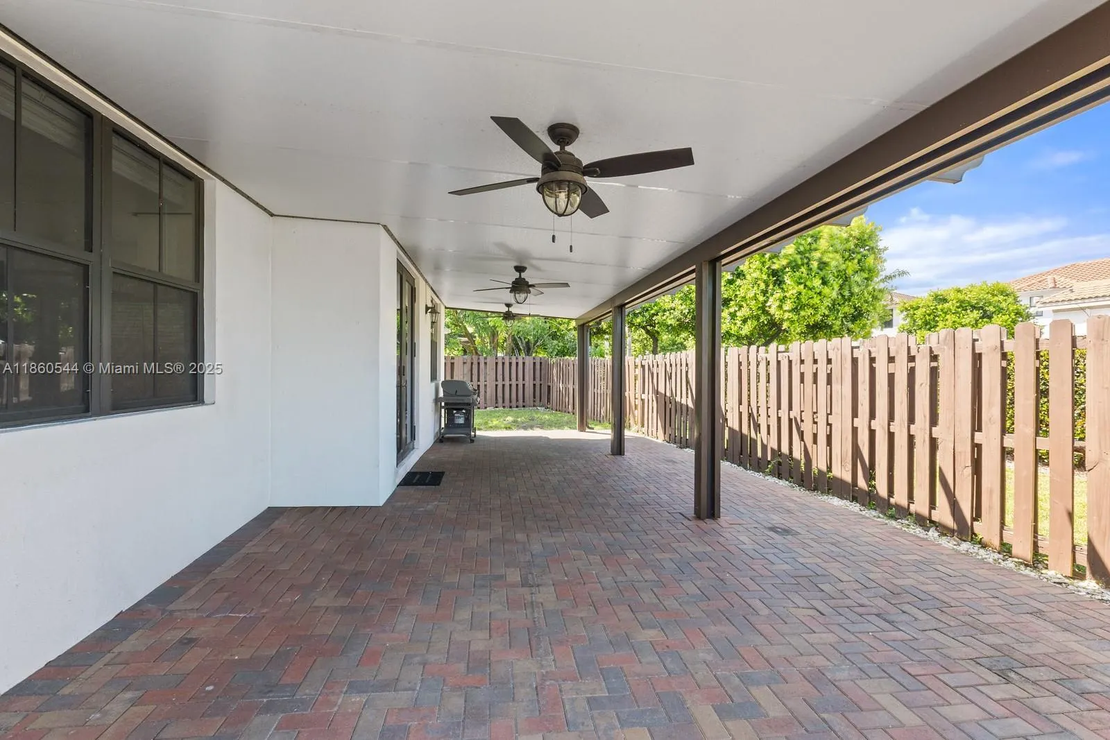 875 NW 97th Ct