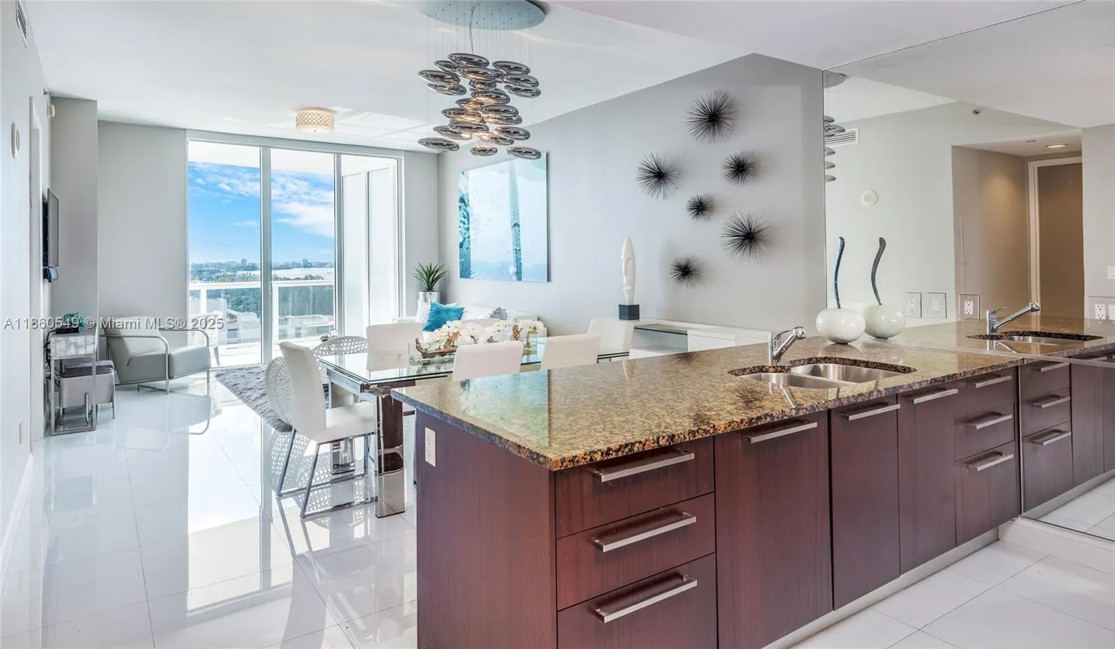 15811 Collins Ave, #1102