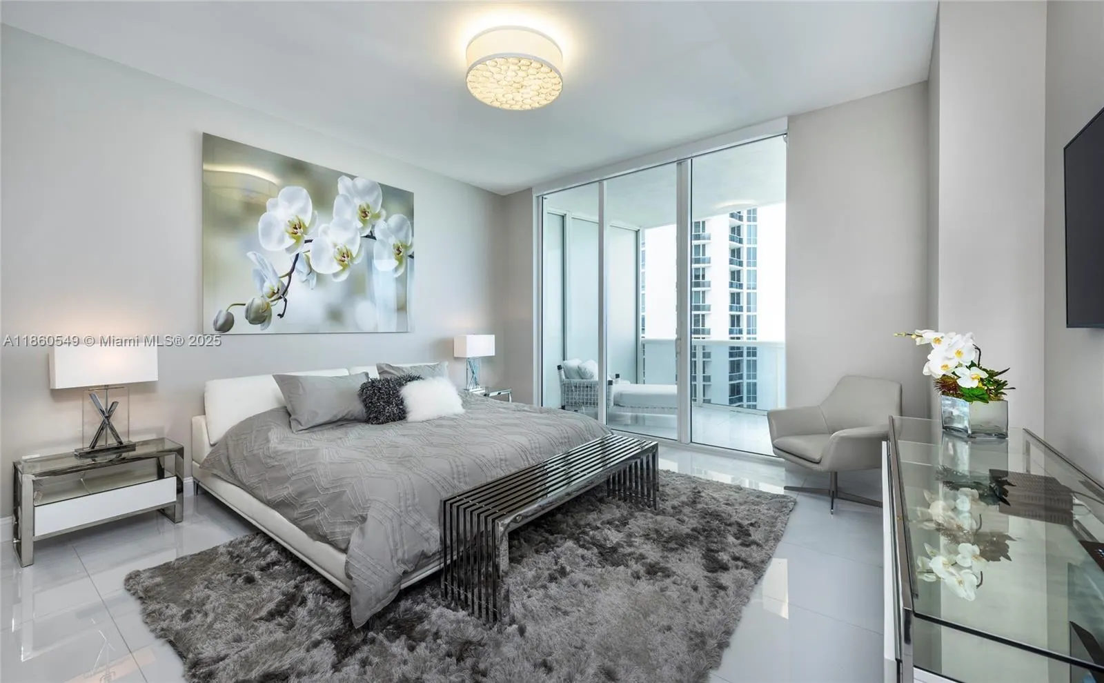 15811 Collins Ave, #1102