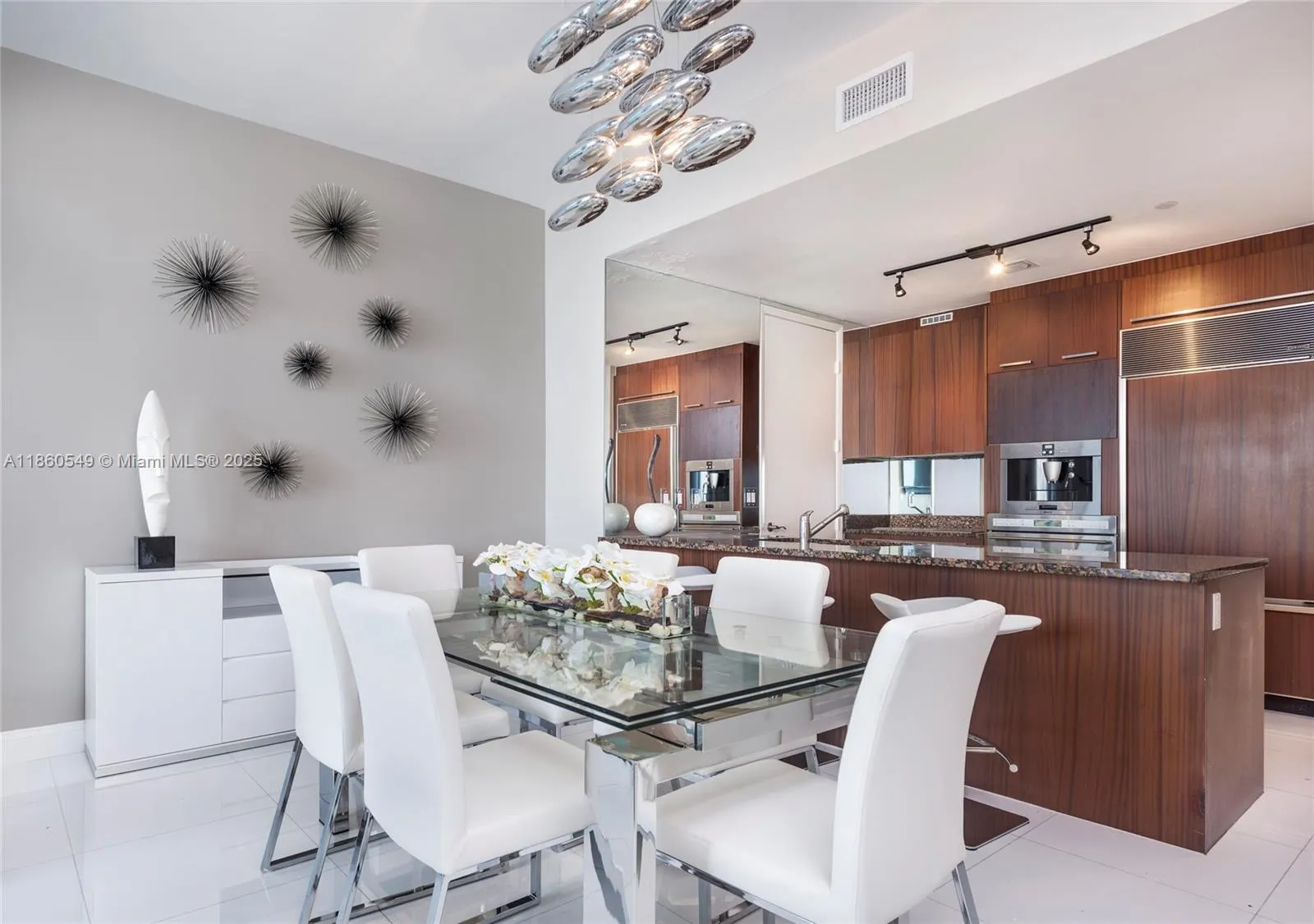 15811 Collins Ave, #1102