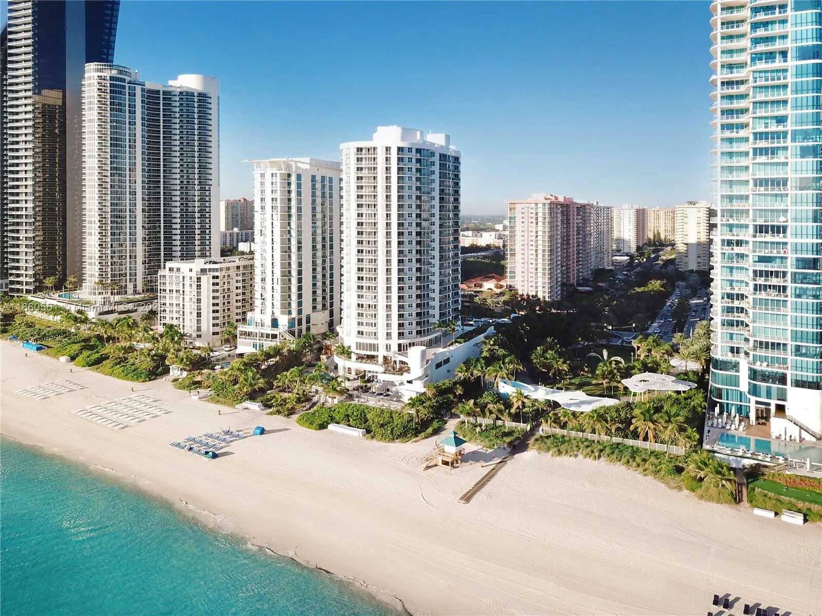 17375 Collins Ave, #2003