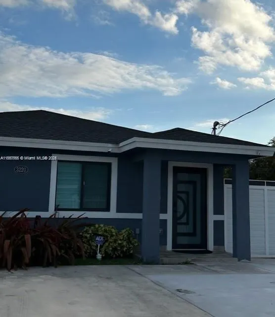 3220 NW 50th St, #1