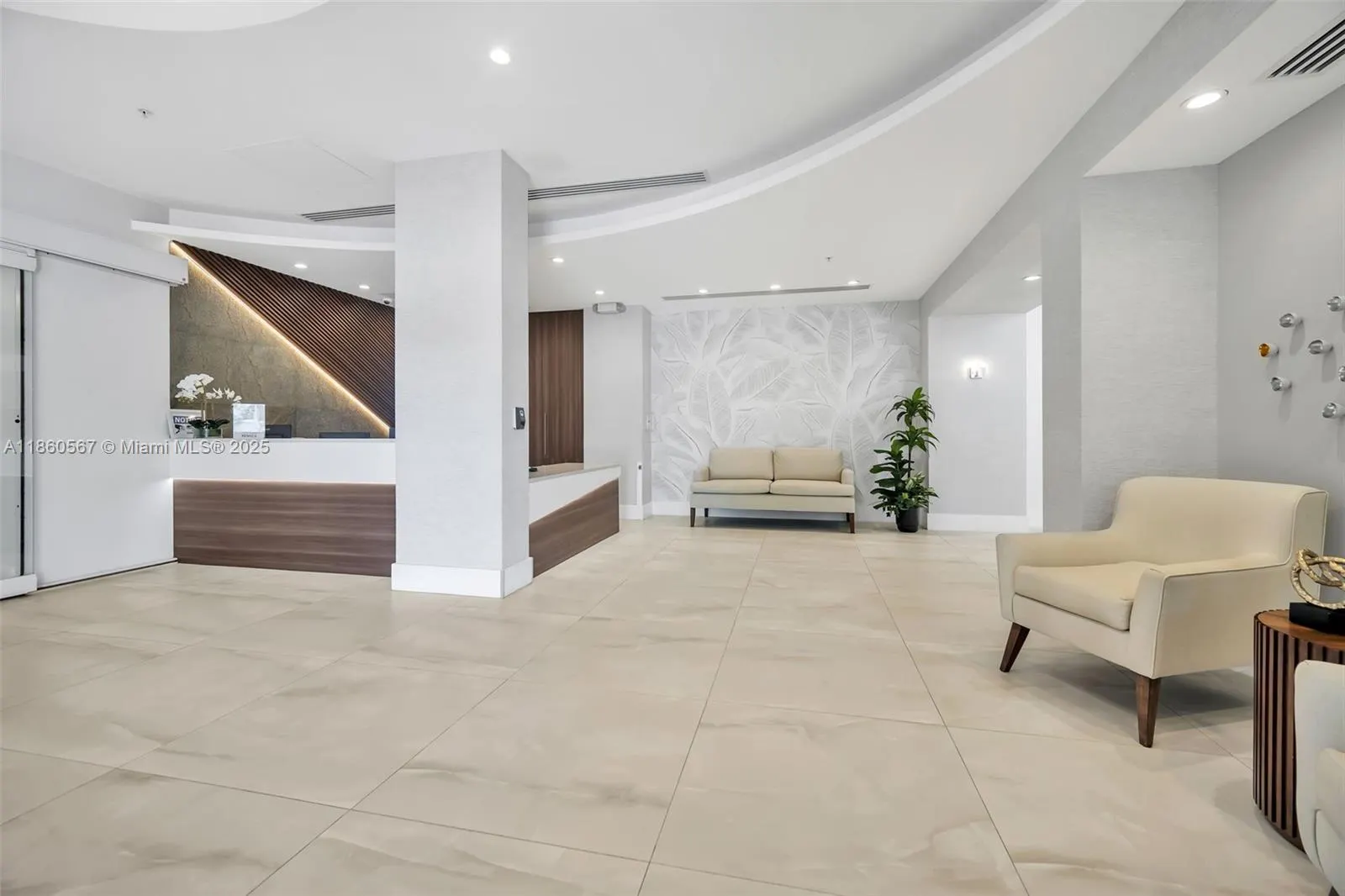 3001 S Ocean Dr, #403