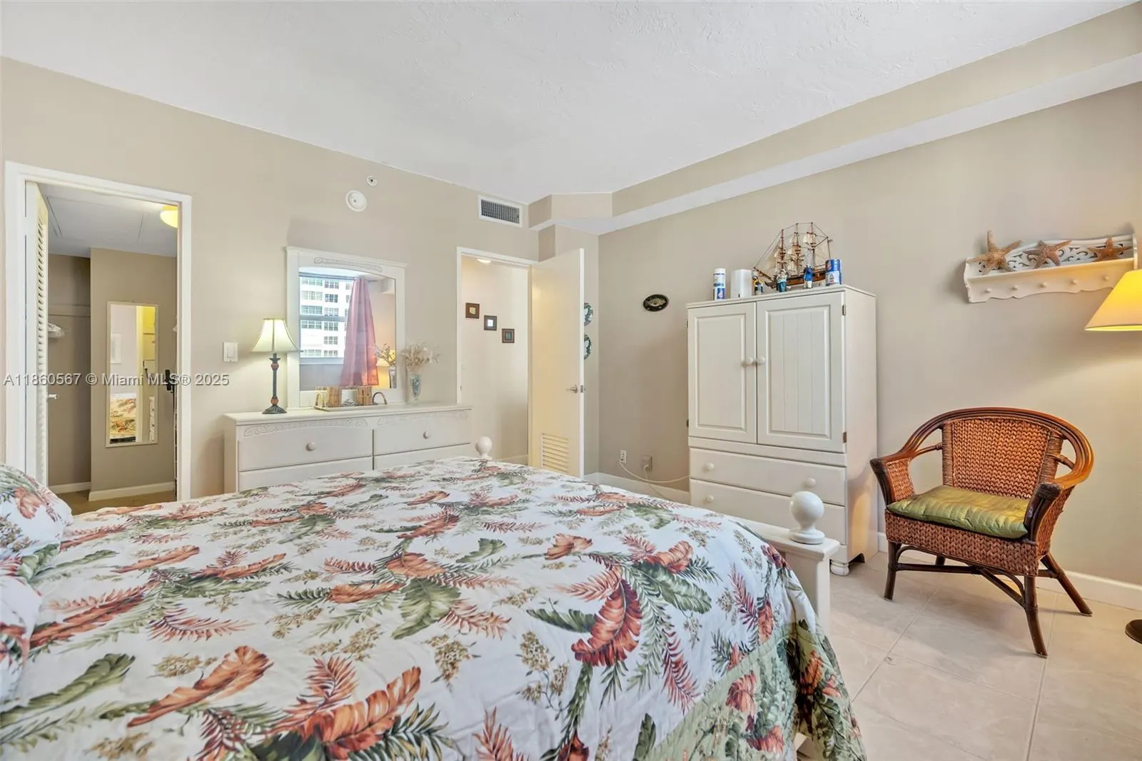 3001 S Ocean Dr, #403
