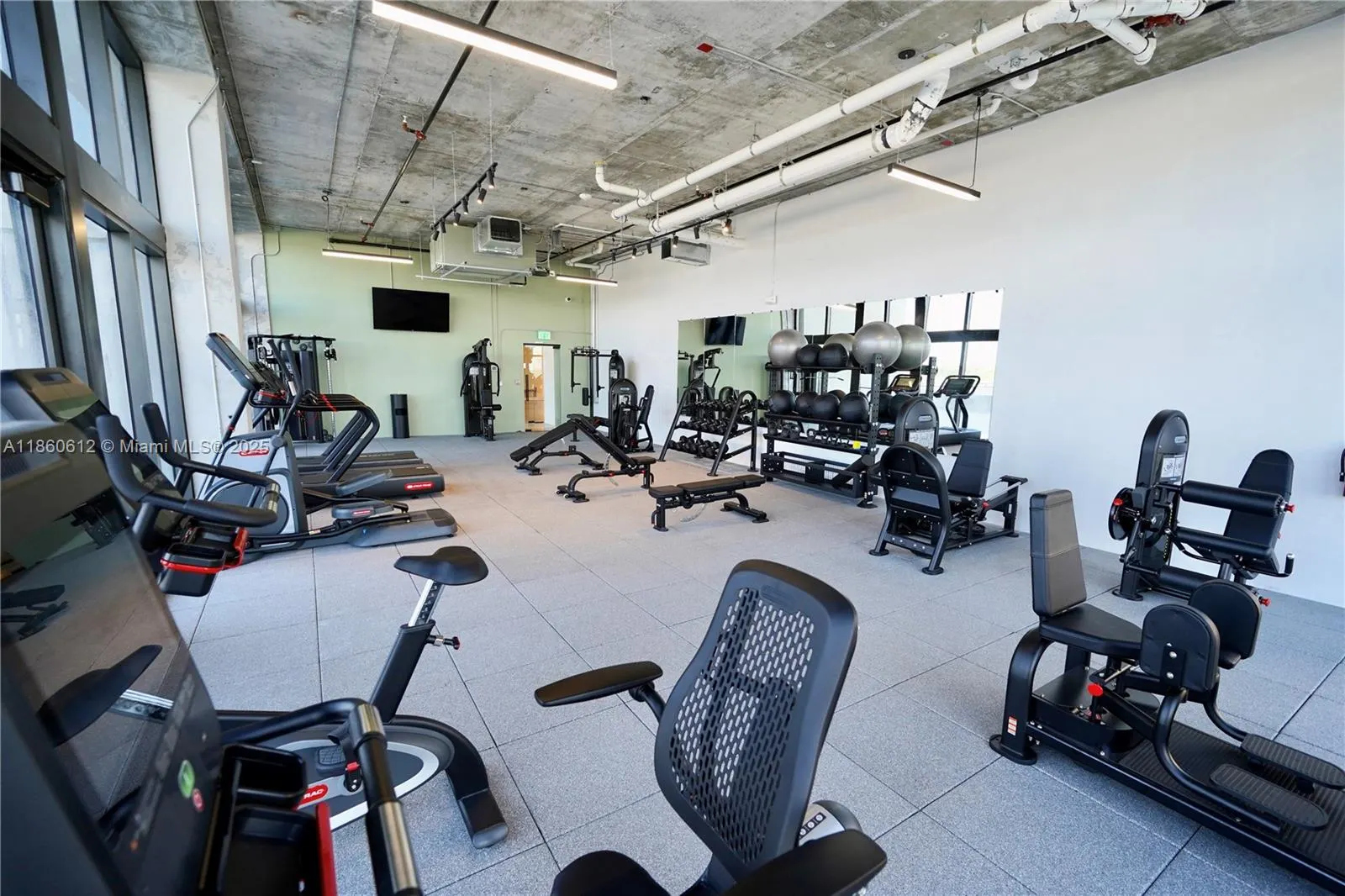 7920 NE 2nd Ave, #406
