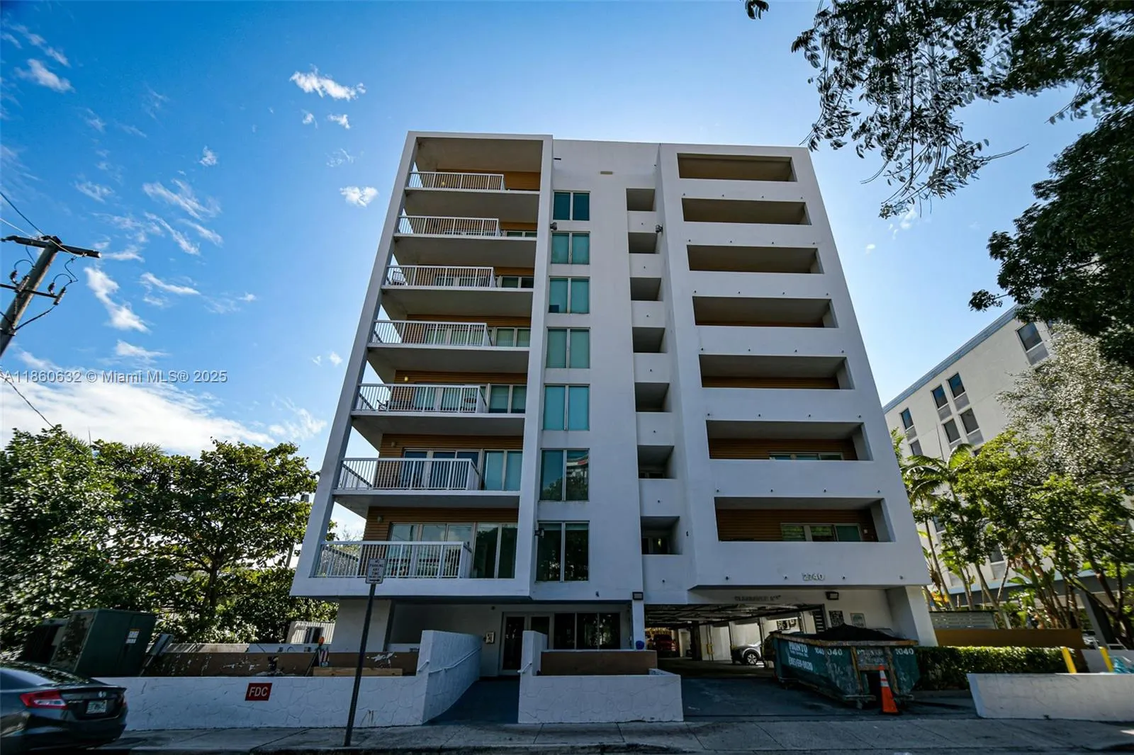 2740 SW 28th Ter, #201