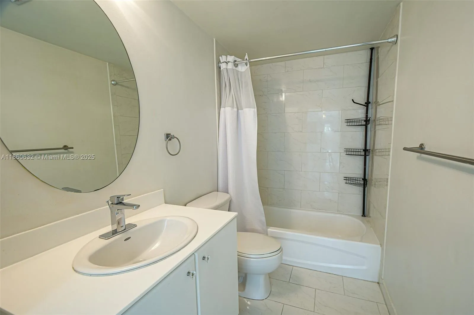2740 SW 28th Ter, #201