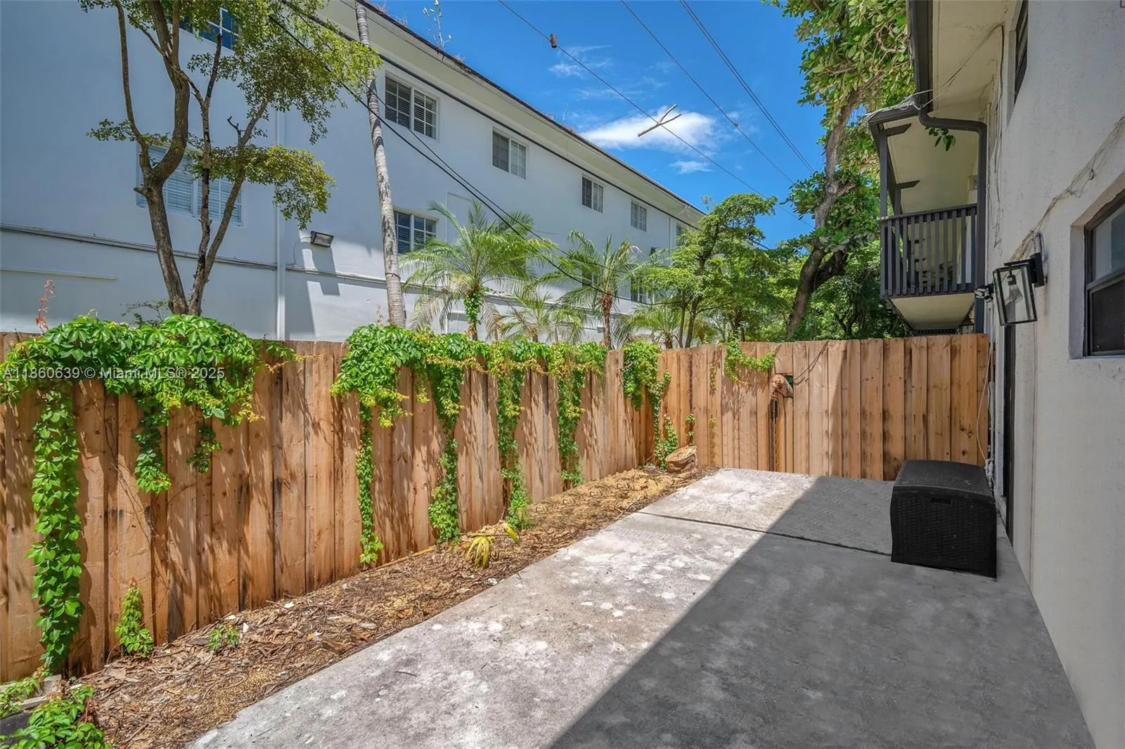 3265 Virginia St, #2