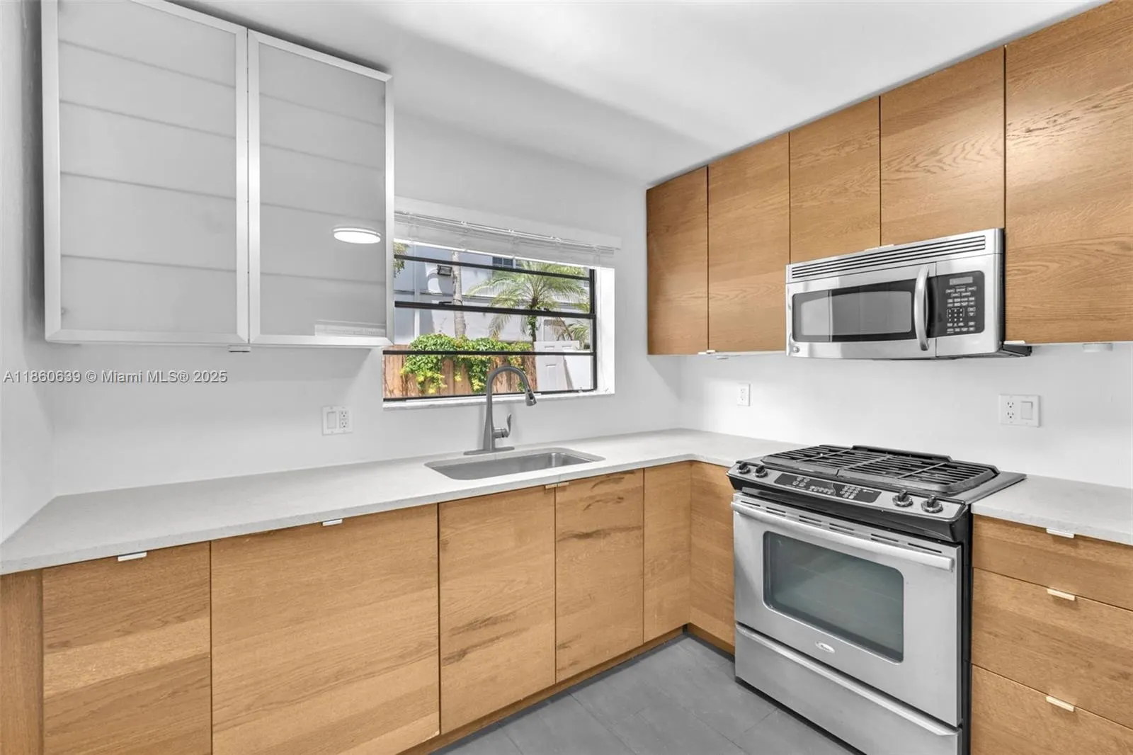 3265 Virginia St, #2