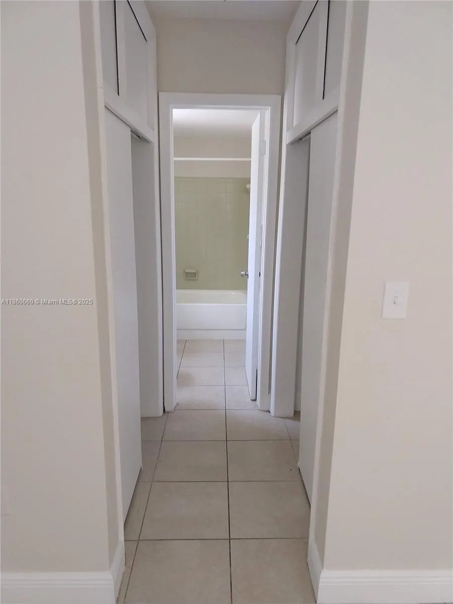 30 Phoenetia Ave, #4
