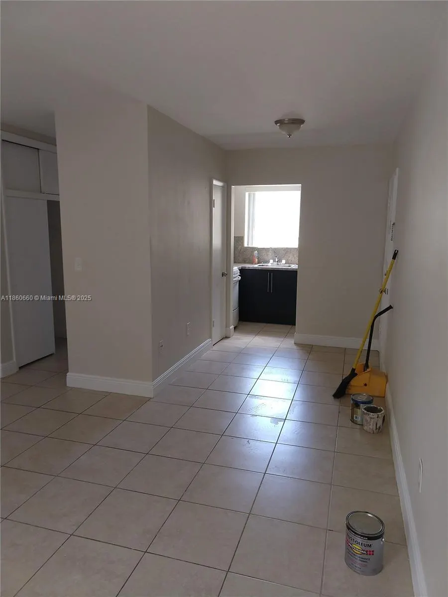 30 Phoenetia Ave, #4