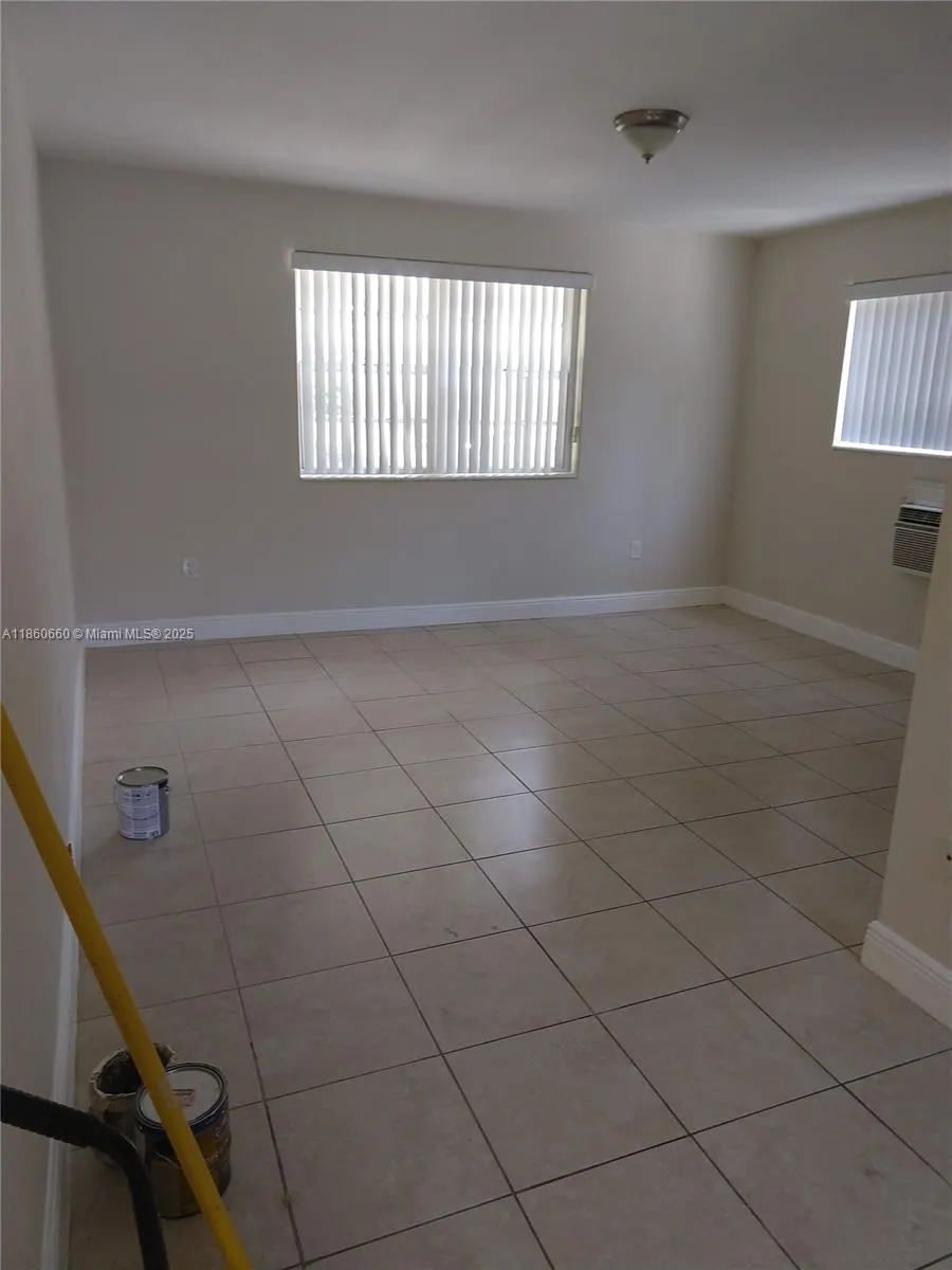 30 Phoenetia Ave, #4