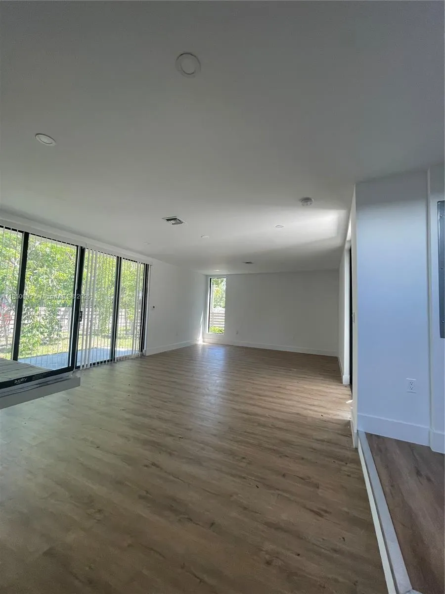 5198 NW 3rd Ave, #1