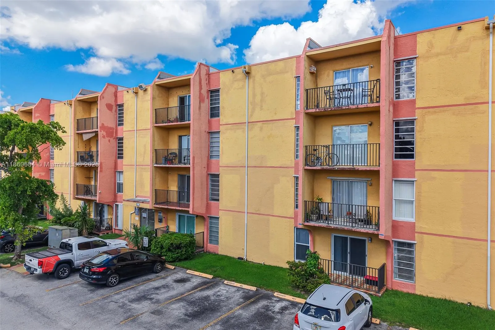 4705 NW 7th St, #201-7