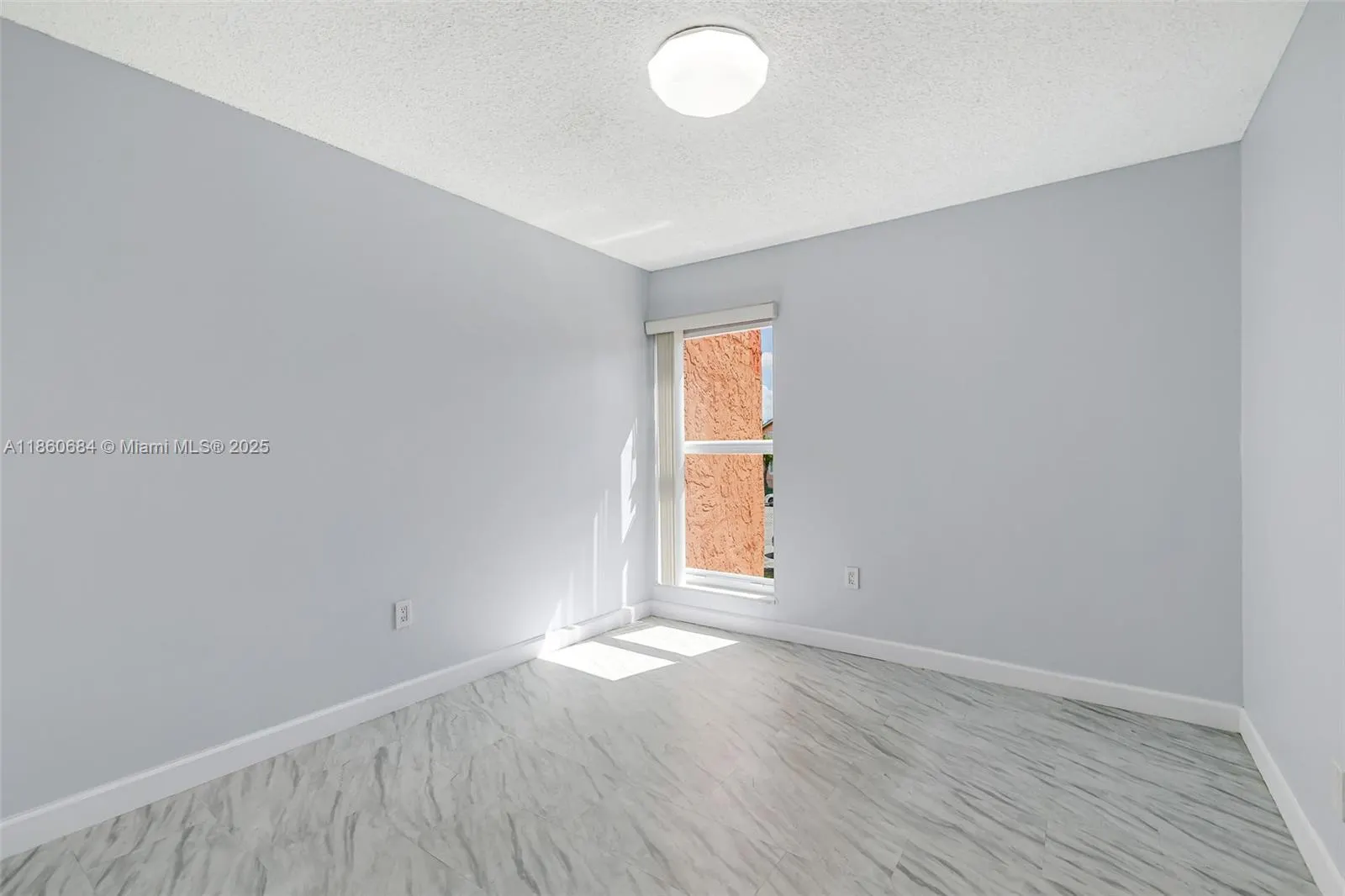 4705 NW 7th St, #201-7