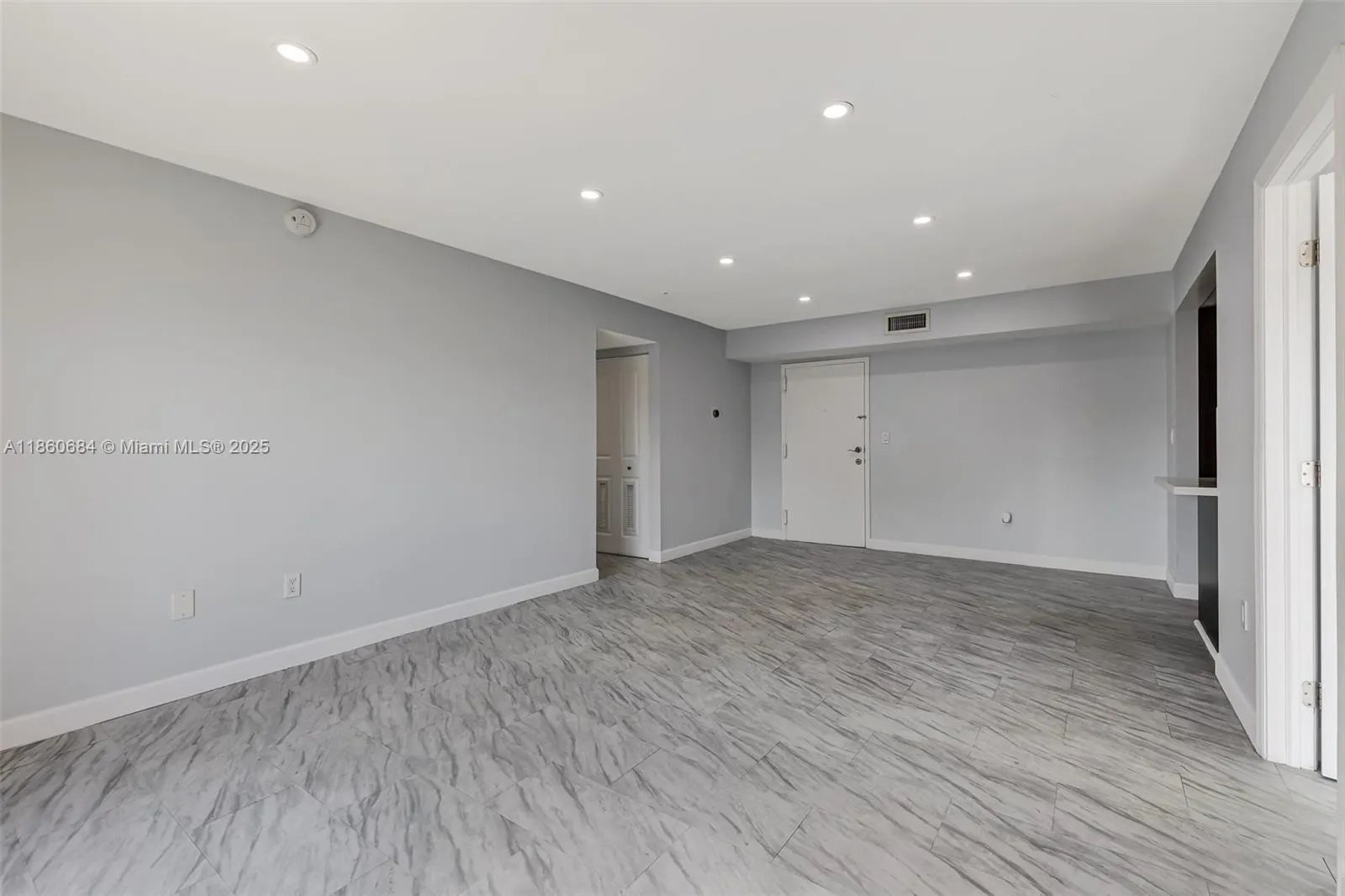 4705 NW 7th St, #201-7