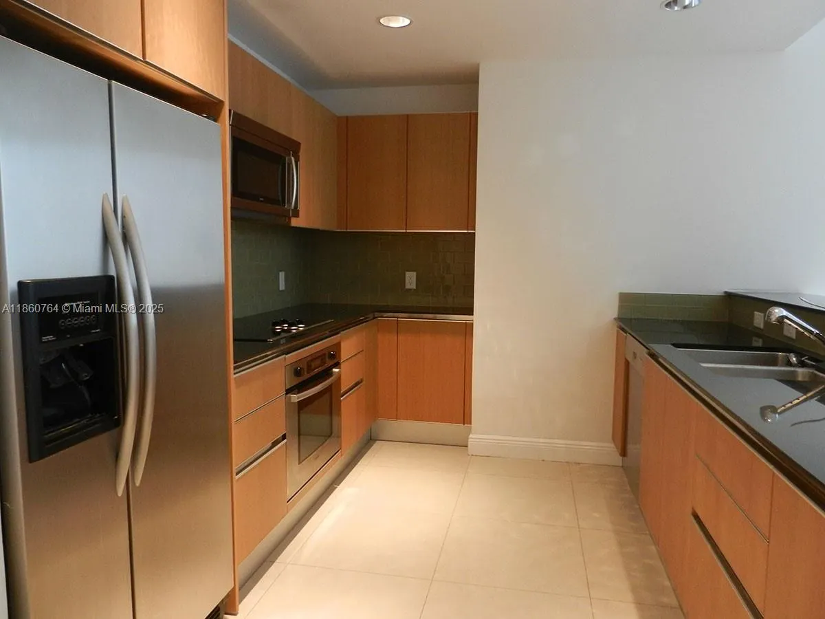 1050 Brickell Ave, #2620