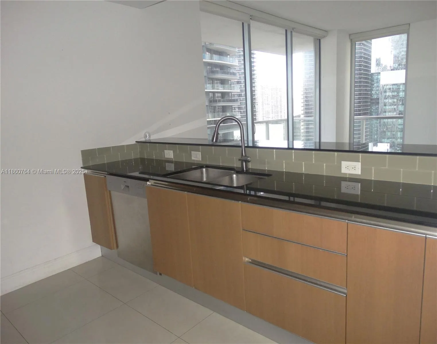 1050 Brickell Ave, #2620
