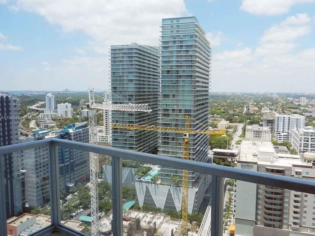 1050 Brickell Ave, #2620