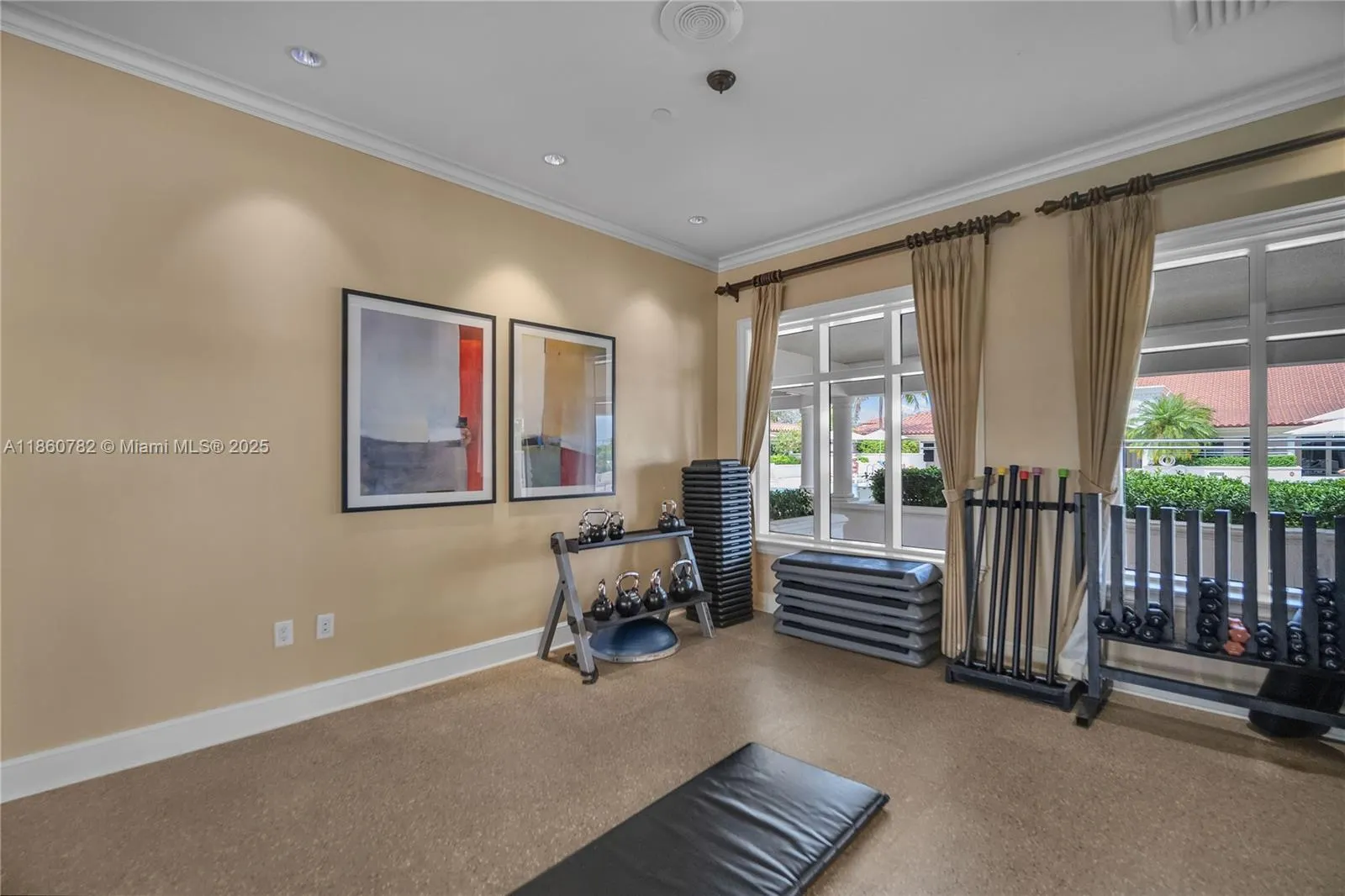19900 E Country Club Dr, #308