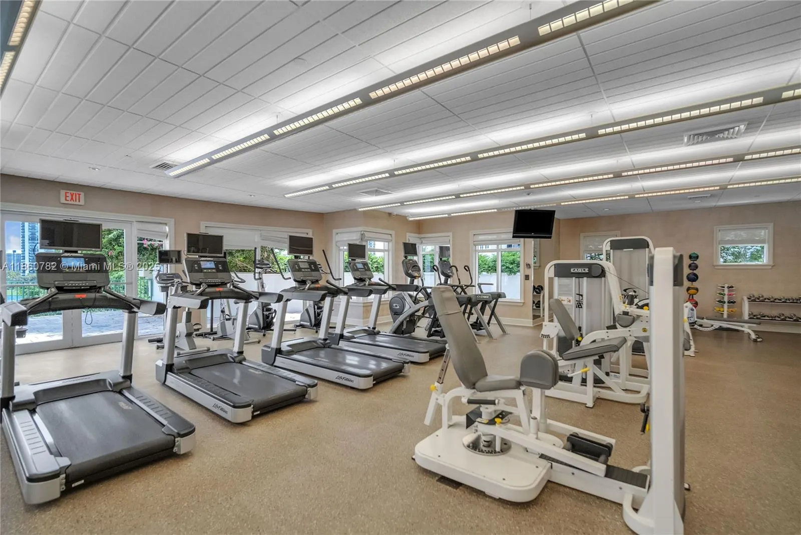 19900 E Country Club Dr, #308