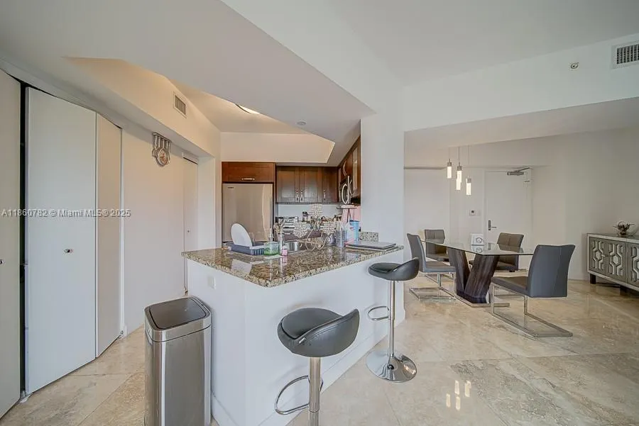 19900 E Country Club Dr, #308